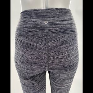 Lululemon Black White Dotted Stripe Leggings Sz 10